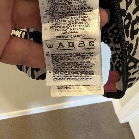 NWT Farm Rio x Adidas front zip floral & graphic print lightweight jacket sz sma - Picture 5 of 6